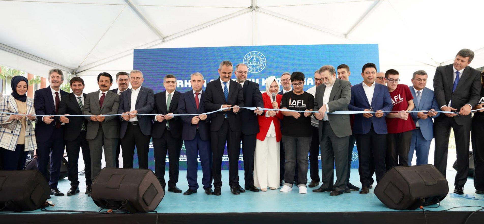 MINISTER ÖZER INAUGURATED ERHAN AFYONCU LIBRARY